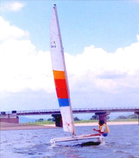 �X�y�[�X�P�S�̃N���[�Y�E�z�[���h_�C���[�W