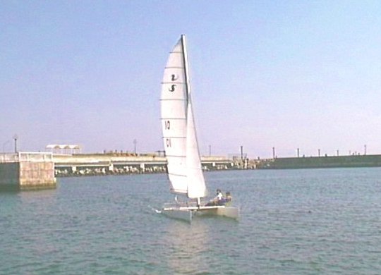 �X�y�[�X�P�U�̃Z�[�����O�E�C���[�W